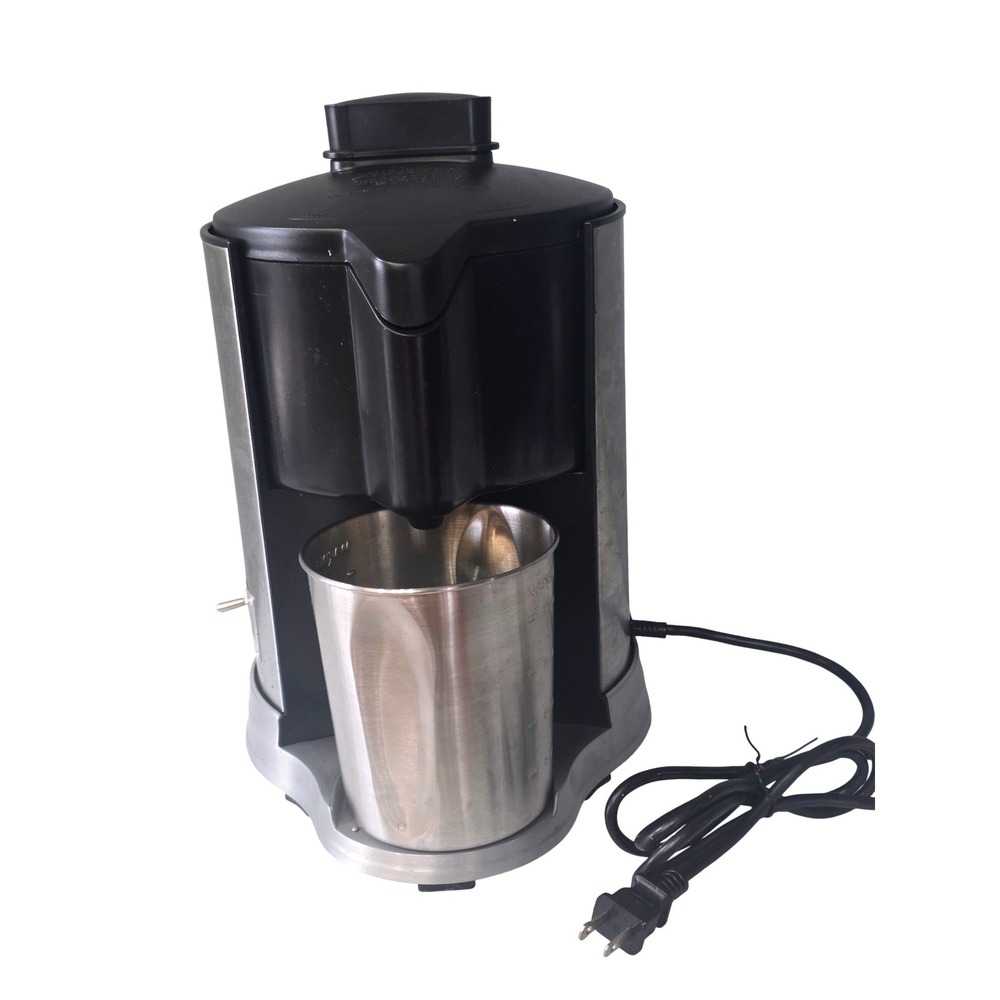 Waring Health Juice Extractor Stainless Steel Centrifugal Juicer with 32oz Cup